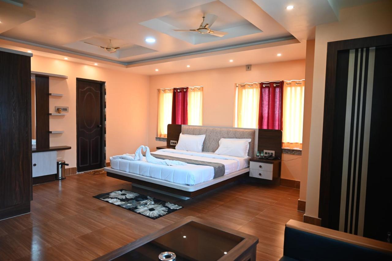 Oyo Hotel Tulusi Inn Bolpur Exterior photo