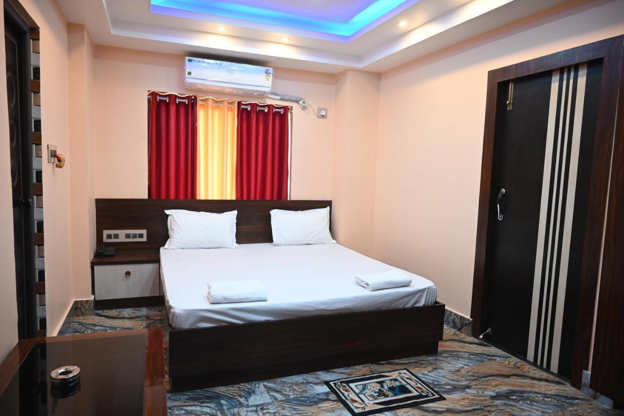 Oyo Hotel Tulusi Inn Bolpur Exterior photo