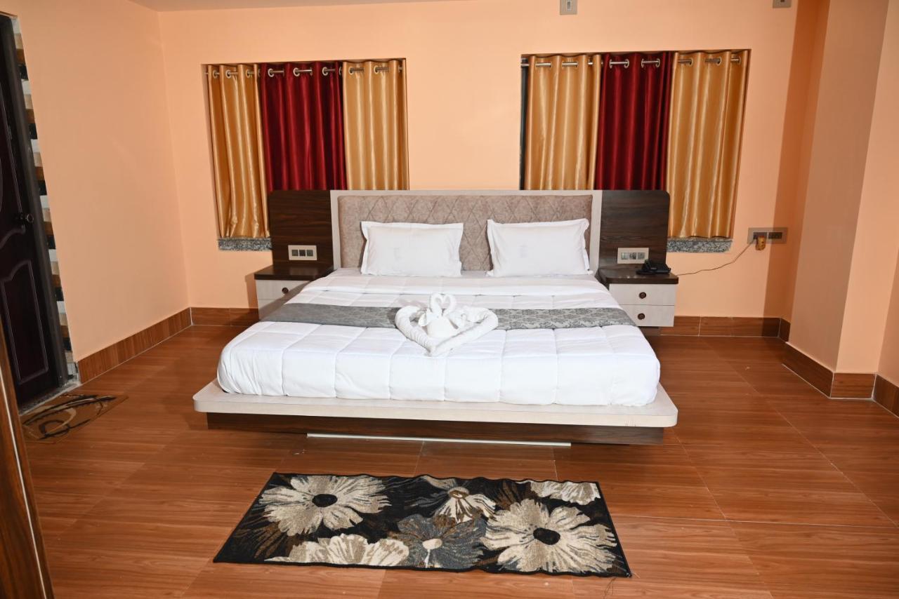 Oyo Hotel Tulusi Inn Bolpur Exterior photo