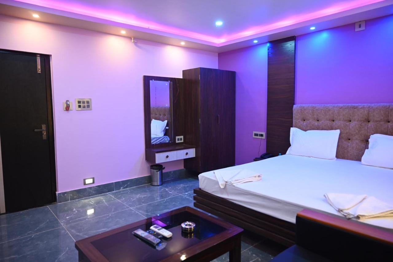 Oyo Hotel Tulusi Inn Bolpur Exterior photo